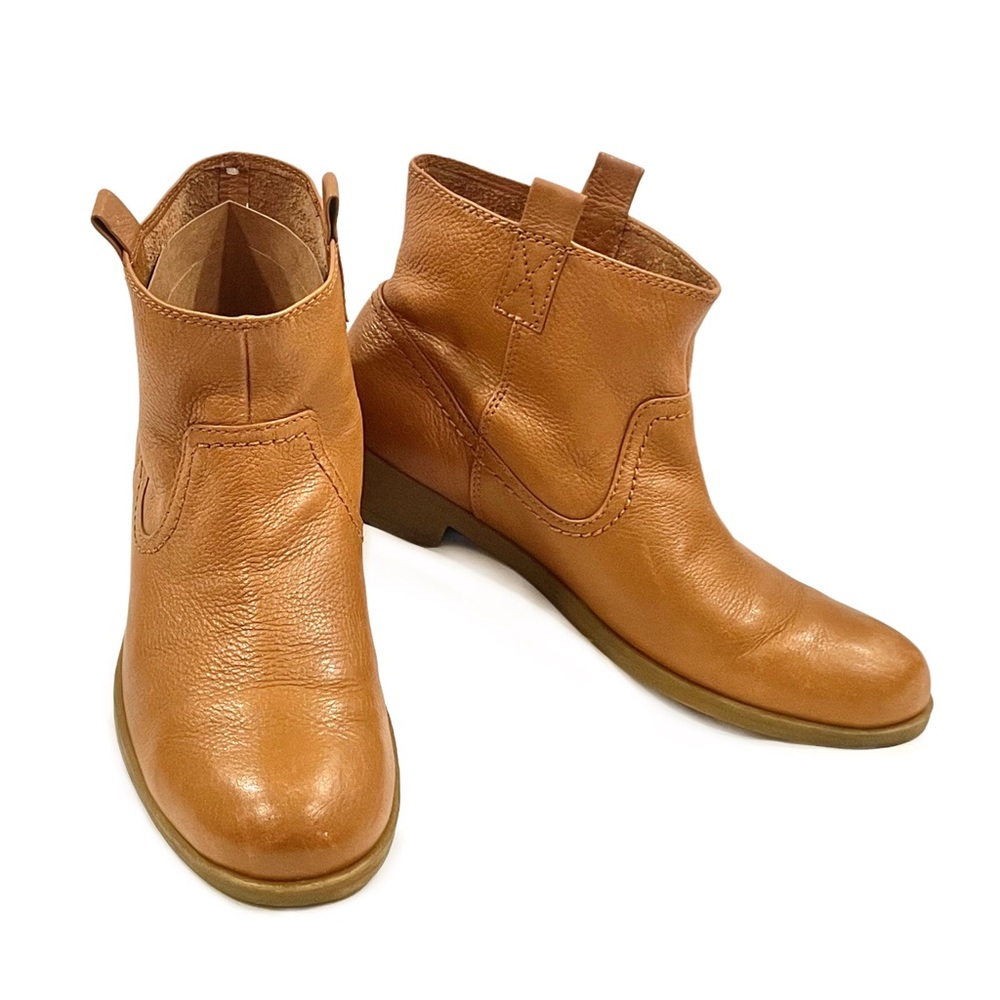 NINE WEST Buff Leather Ankle Boots